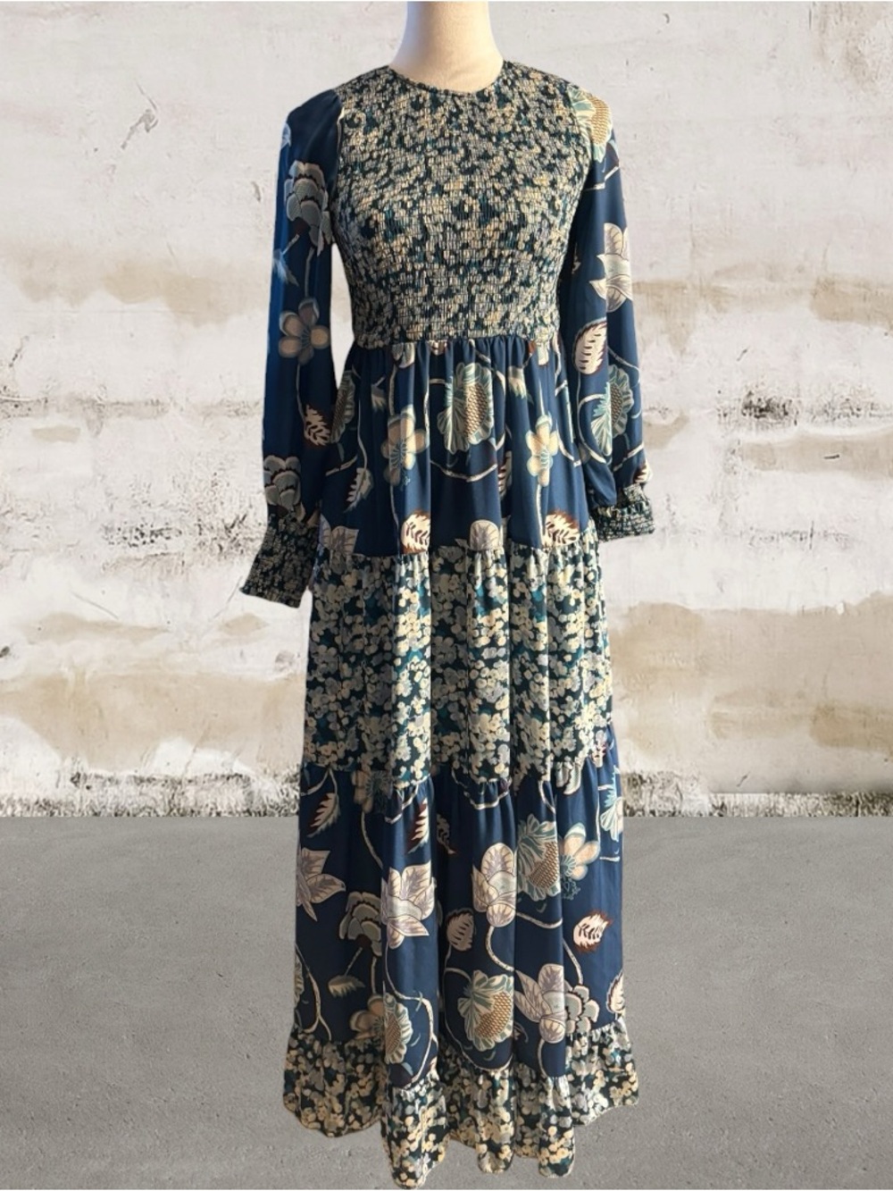Tuckernuck Blue Geranium Floral Libby Maxi Dress Size XS - Picture 2 of 6